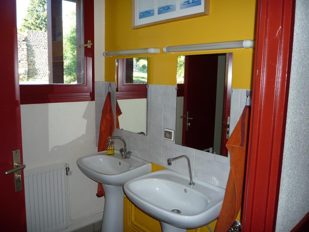 Le Gite Du Velay Bains Kültér fotó